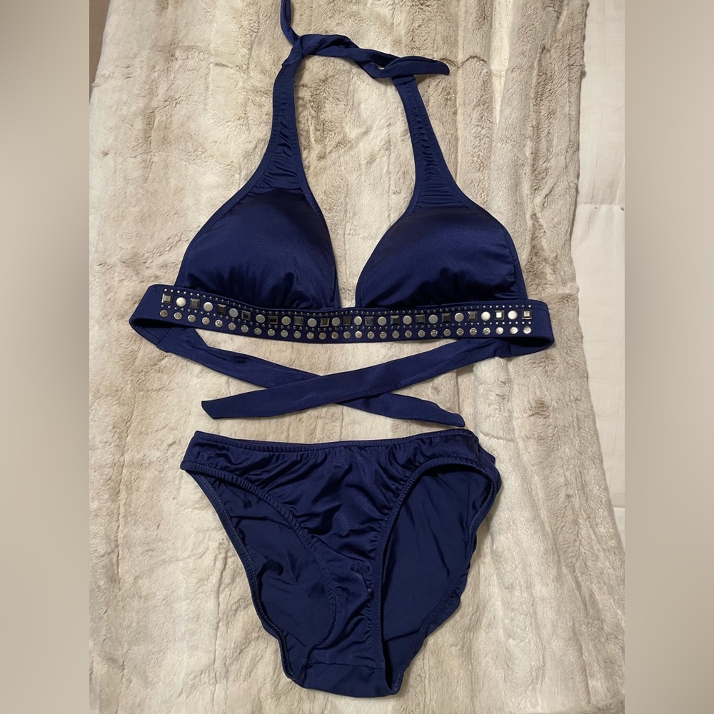 Venus bikini